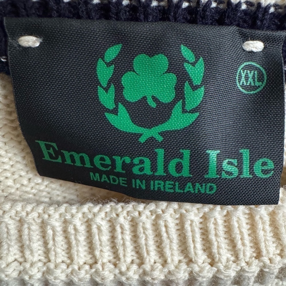 Emerald Isle Sweater Size XXL-Navy and Cream color - Picture 2 of 4